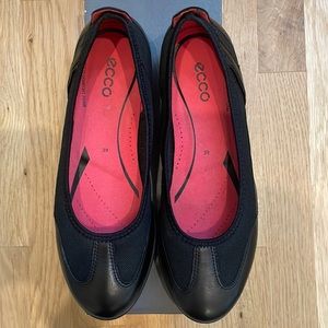 NIB!  Ecco Bluma, Sz 39 (8-8.5).  Slip On Leather Ballerina Flat Shoe